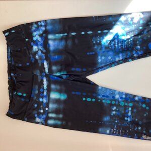 Ahnu Yogasport Blue/Black Capri Leggings